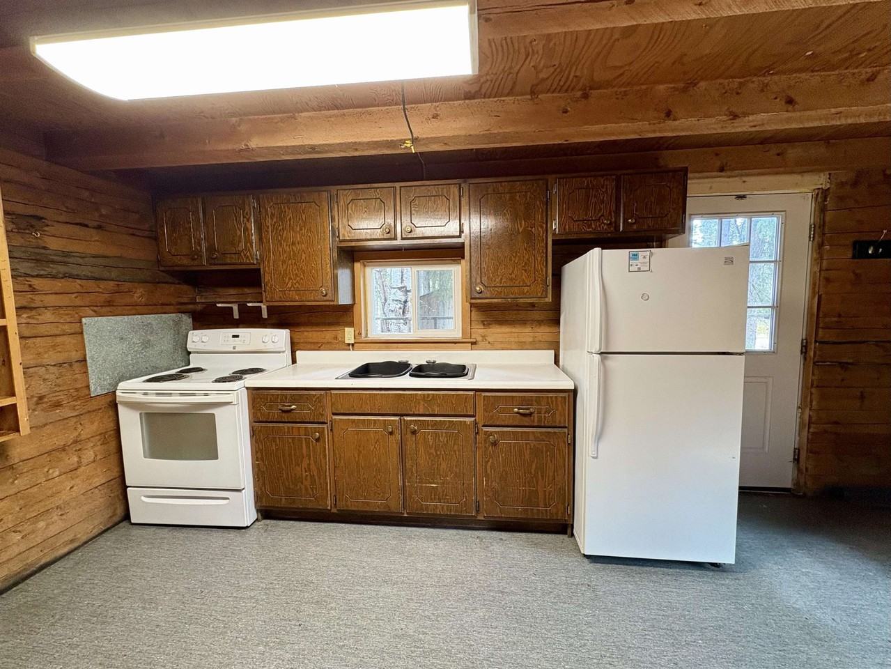 2608 Wecota Dr #B - Photo 3 of 5