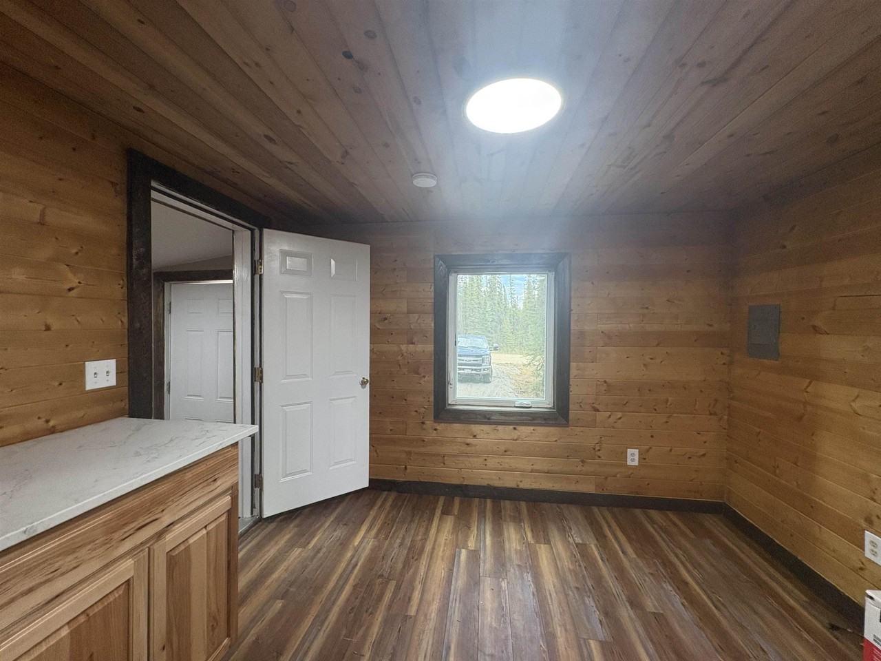 159 Nash St - Photo 4 of 8