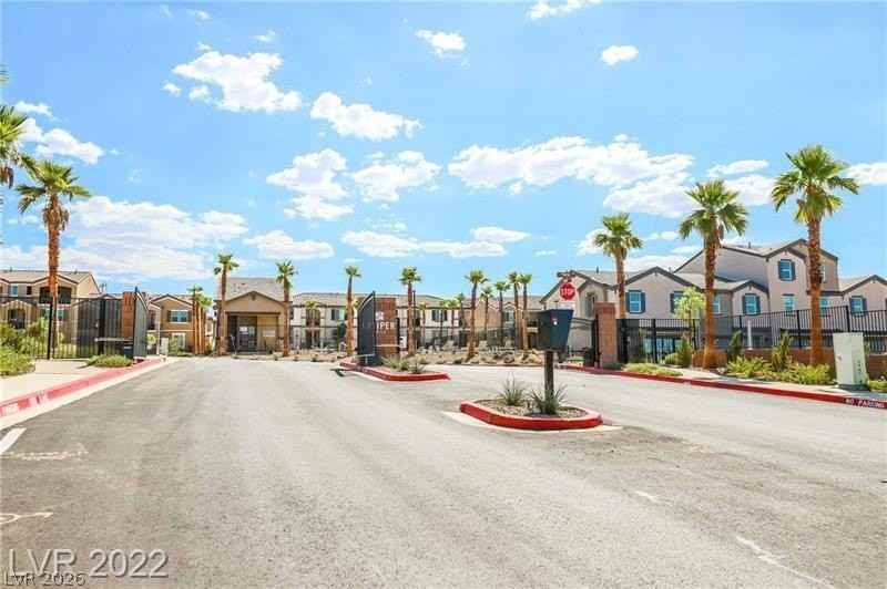 512 Ylang Pl - Photo 2 of 18