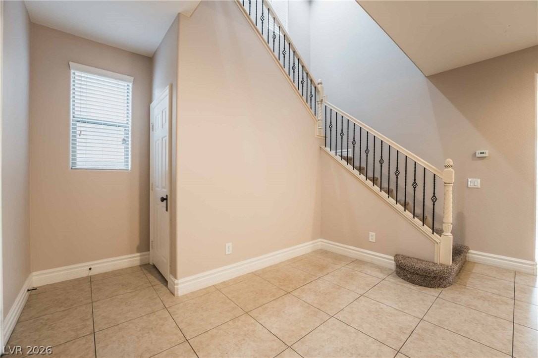 220 Via Mezza Luna Ct - Photo 5 of 42