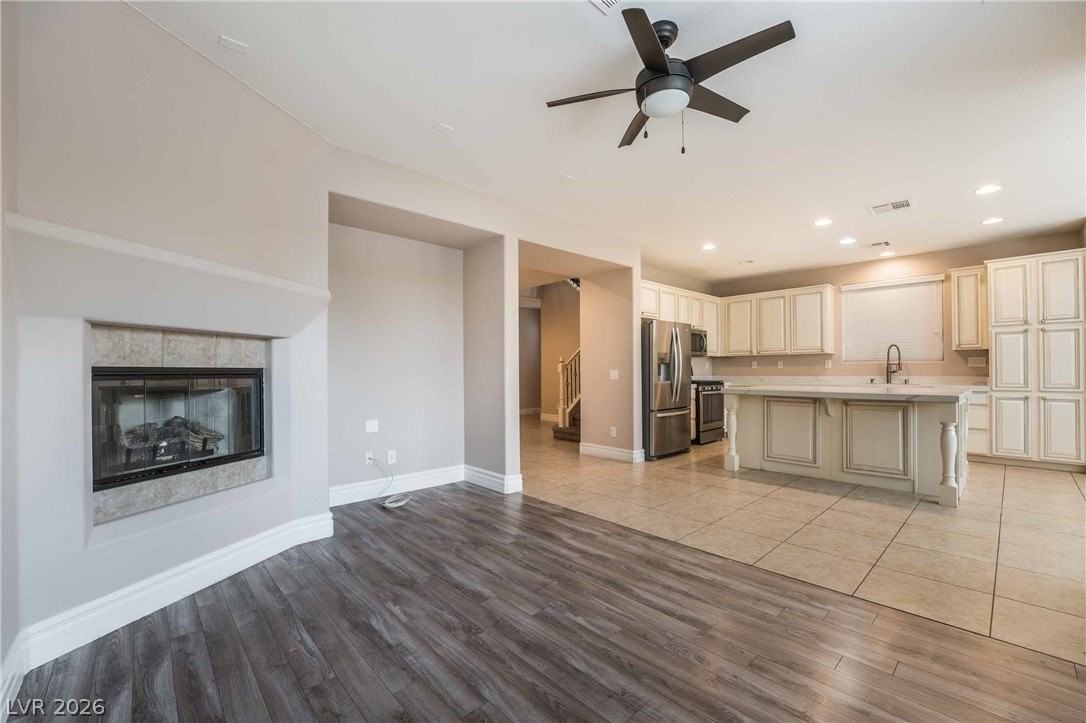 220 Via Mezza Luna Ct - Photo 7 of 42