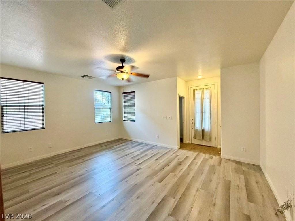 11183 Ranch Valley St - Photo 2 of 19