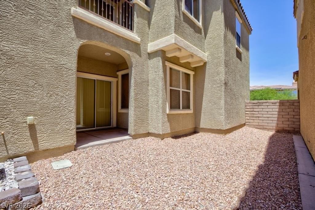 944 Douglas Flat Pl - Photo 2 of 21