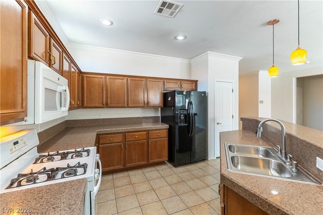 4432 Lobero Ave - Photo 6 of 17