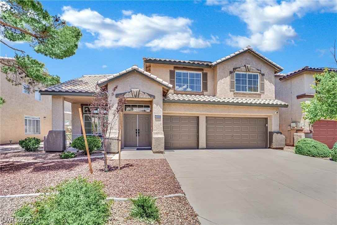 2560 Sundew Ave - Photo 2 of 40