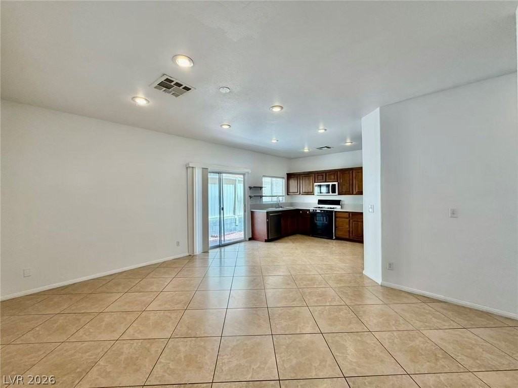 884 Blue Rosalie Pl - Photo 6 of 24