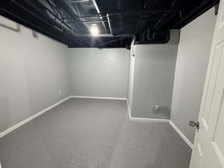 175 Rockwell Ave - Photo 5 of 16