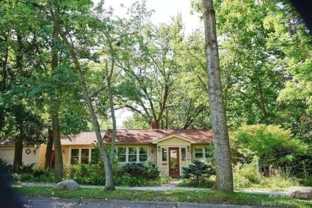 611 Robin Rd - Photo 1 of 1