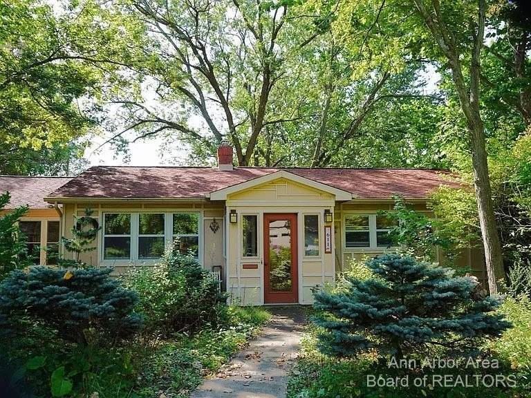 611 Robin Rd - Photo 2 of 31
