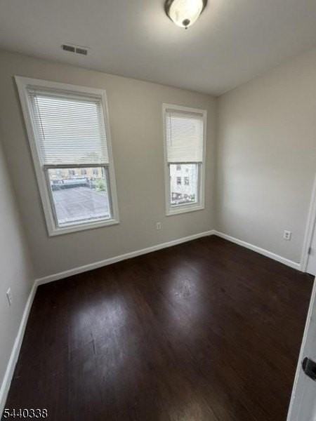 296 N Clinton St - Photo 4 of 12