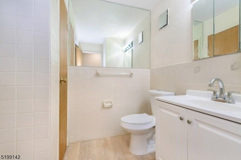 685 Van Houten Ave #3 - Photo 6 of 20