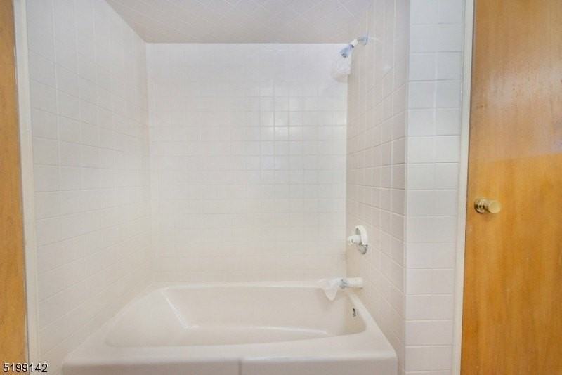 685 Van Houten Ave #3 - Photo 7 of 20
