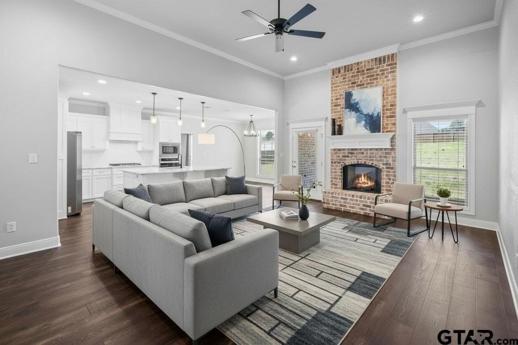 14139 Lexi Ct - Photo 3 of 31