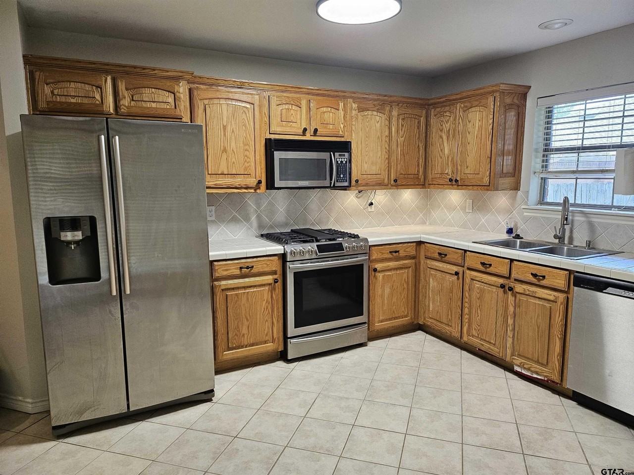 9382 Gaelic Hills Dr - Photo 4 of 12