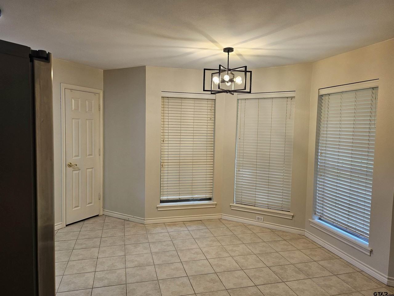 9382 Gaelic Hills Dr - Photo 5 of 12