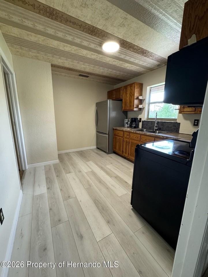 14373 Irving St #B - Photo 2 of 5