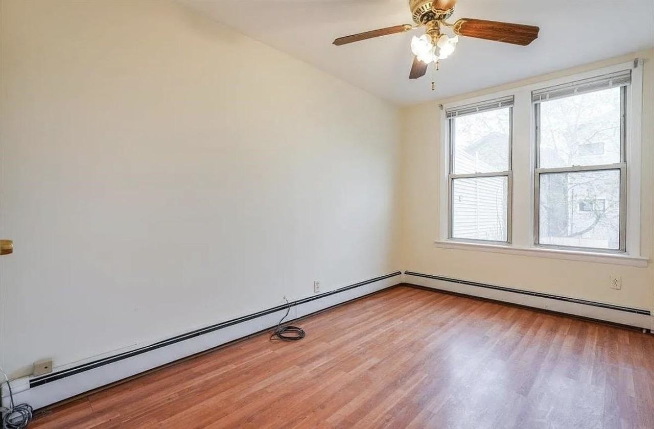 19 Hawthorne Ave #1 - Photo 5 of 24