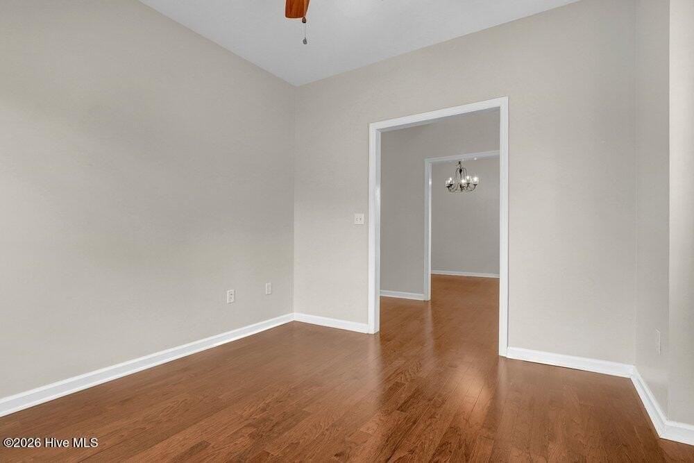 1010 Meridian Dr - Photo 6 of 39