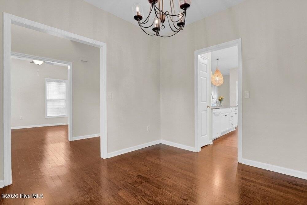1010 Meridian Dr - Photo 7 of 39