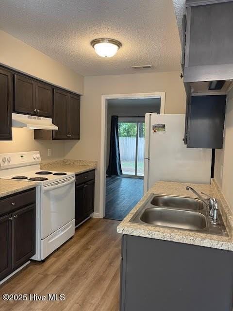 1951 Rolling Ridge Dr - Photo 5 of 15