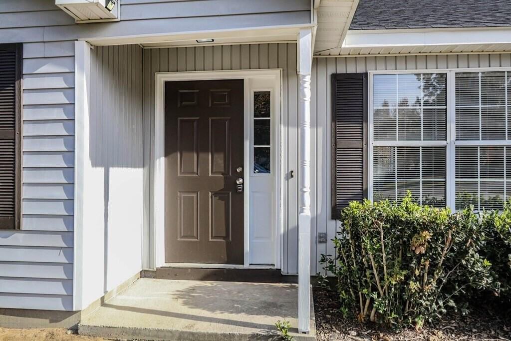 4505 Guinevere Ct - Photo 2 of 28