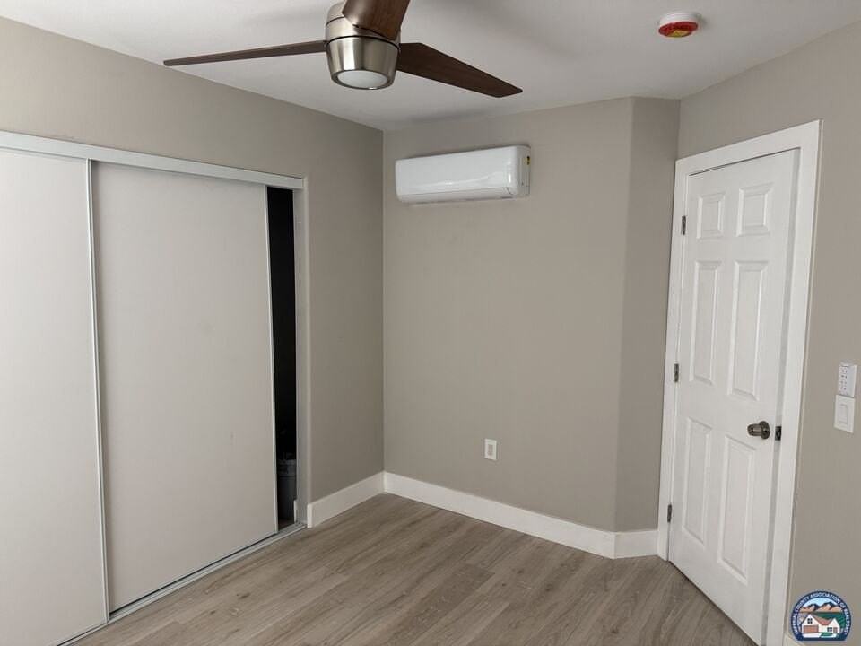 657 Vine St #2 - Photo 4 of 6