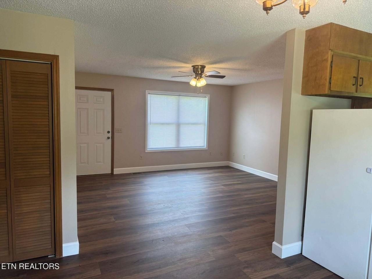 109 George Smith Rd - Photo 4 of 13