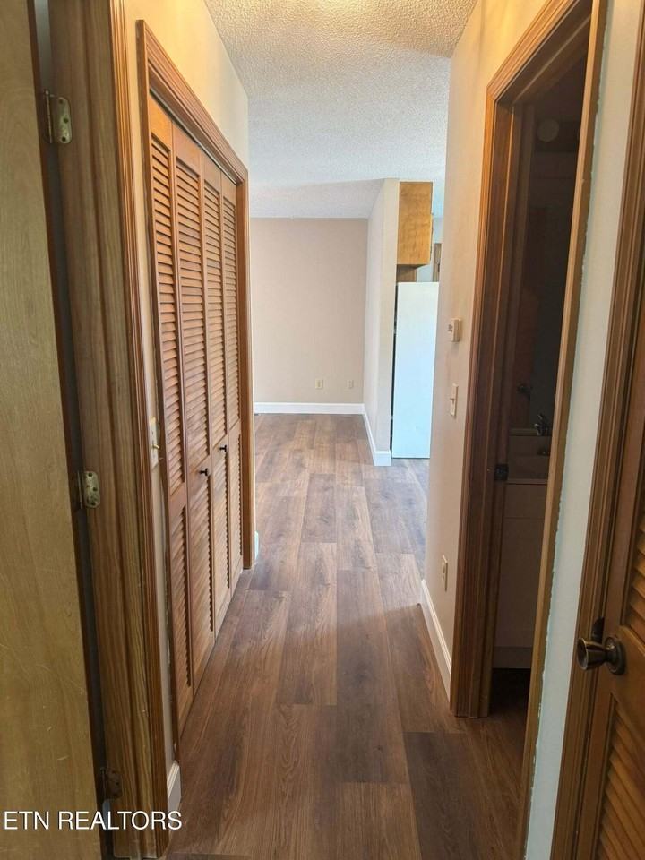 109 George Smith Rd - Photo 5 of 13