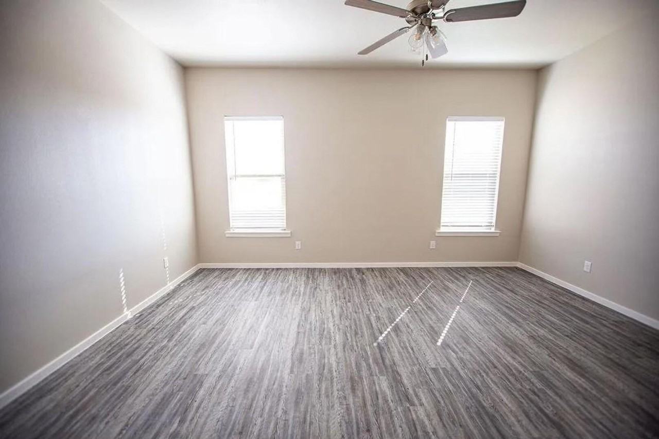 1912 Kirksey Ave - Photo 7 of 10