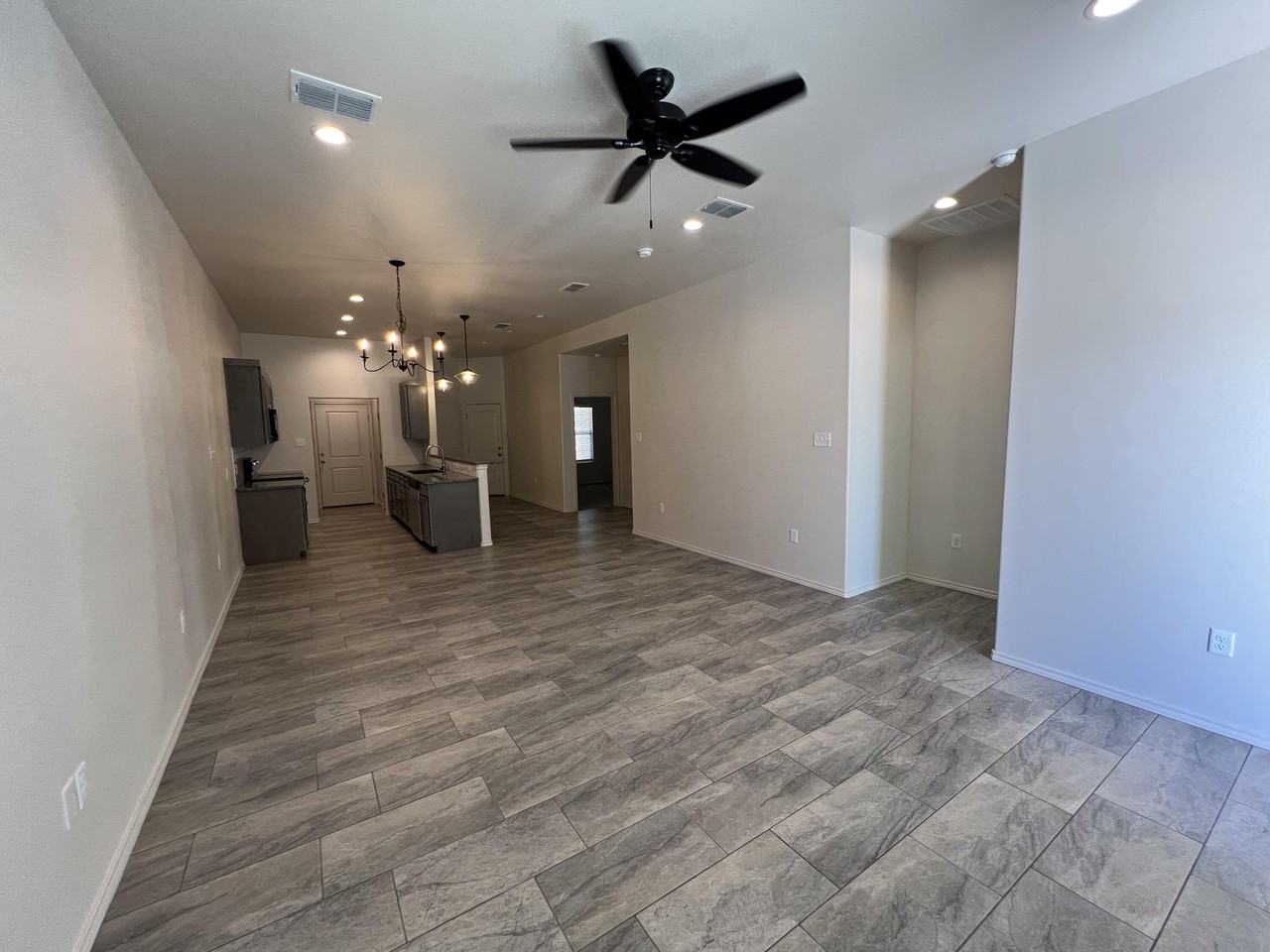 1124 N 7th St - Photo 5 of 24