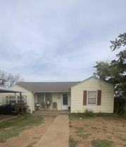 2804 2nd Pl - Photo 1 of 1