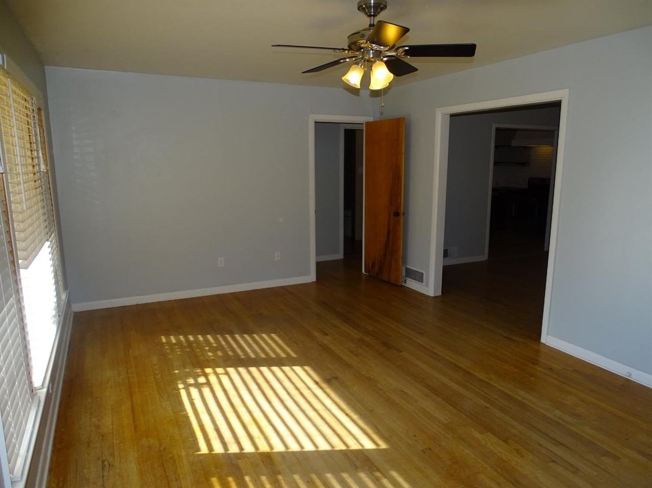 3702 26th St - Photo 2 of 19