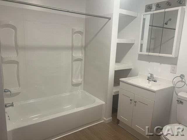 445 W Maumee St #A - Photo 4 of 7