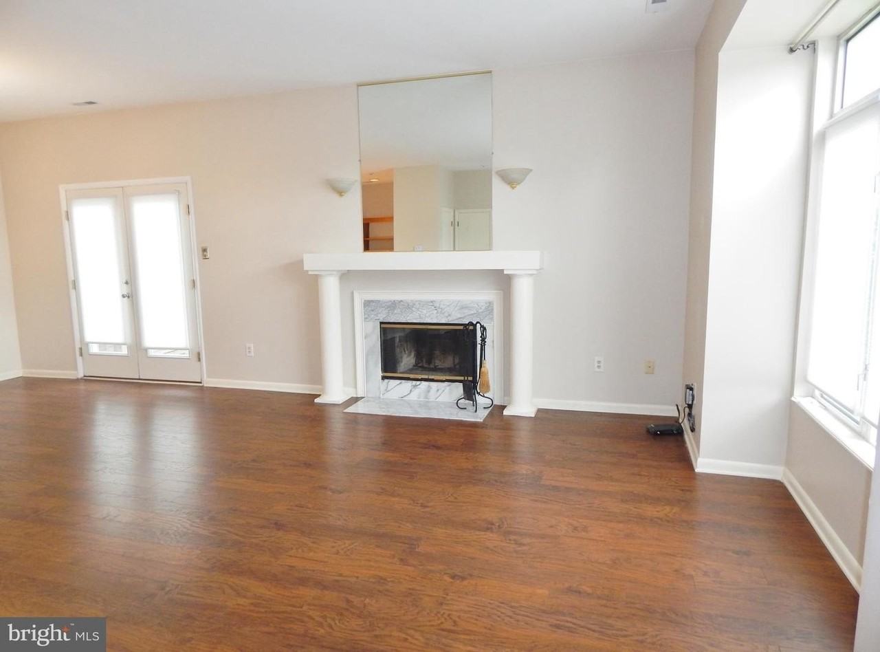 3304 Hemmingway Dr - Photo 4 of 10