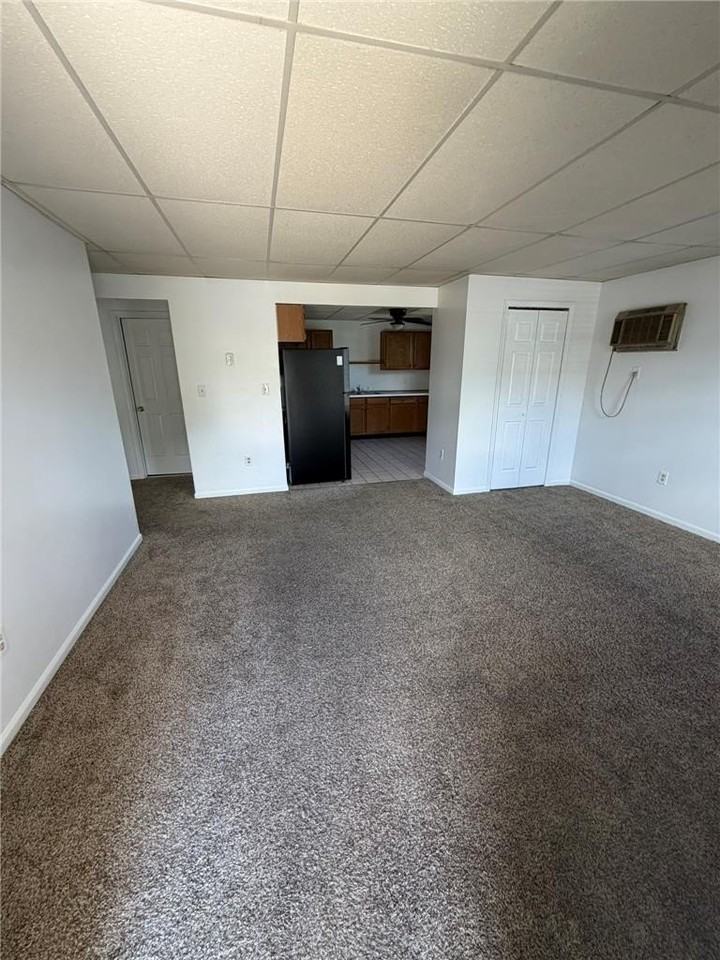 1221 W Whitehall St - Photo 3 of 15