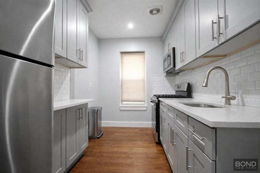 217 E 96th St - Photo 2 of 6