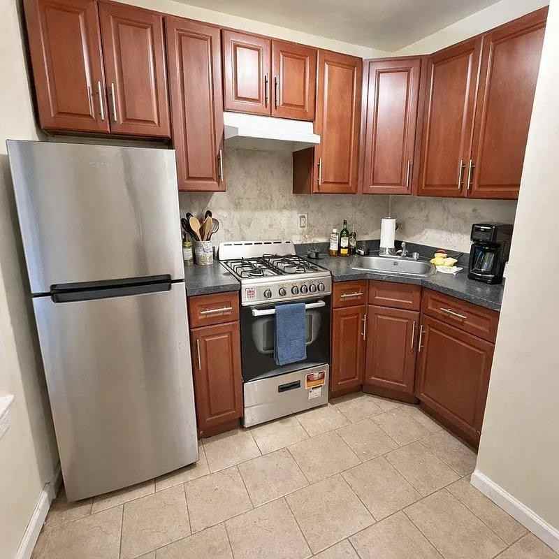 1005 Walton Ave - Photo 5 of 5