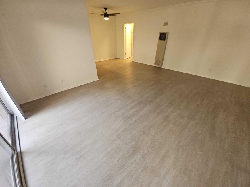11849 Magnolia Blvd - Photo 5 of 10