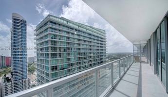 featured image of 1111 Sw 1st Ave #3517N