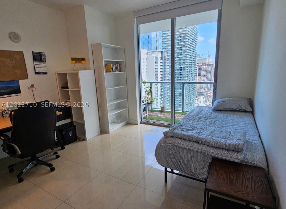 1111 Sw 1st Ave #3517N - Photo 6 of 20