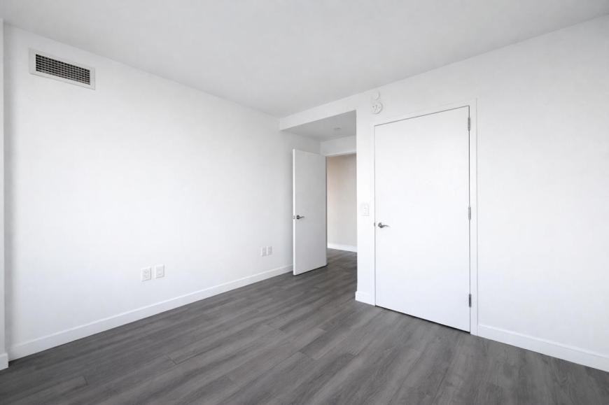 1524 Sheepshead Bay Rd - Photo 5 of 10