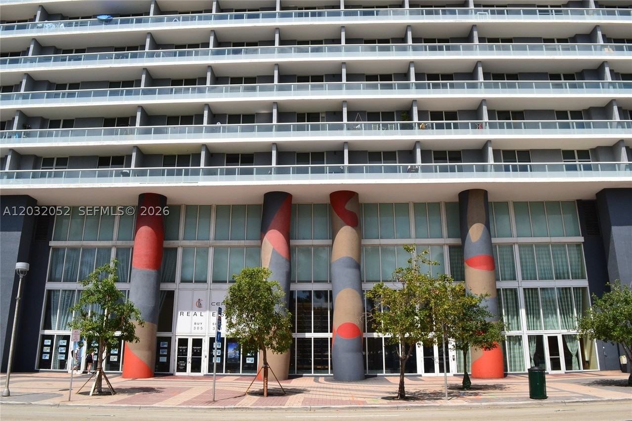50 Biscayne Blvd #1408 - Photo 2 of 41