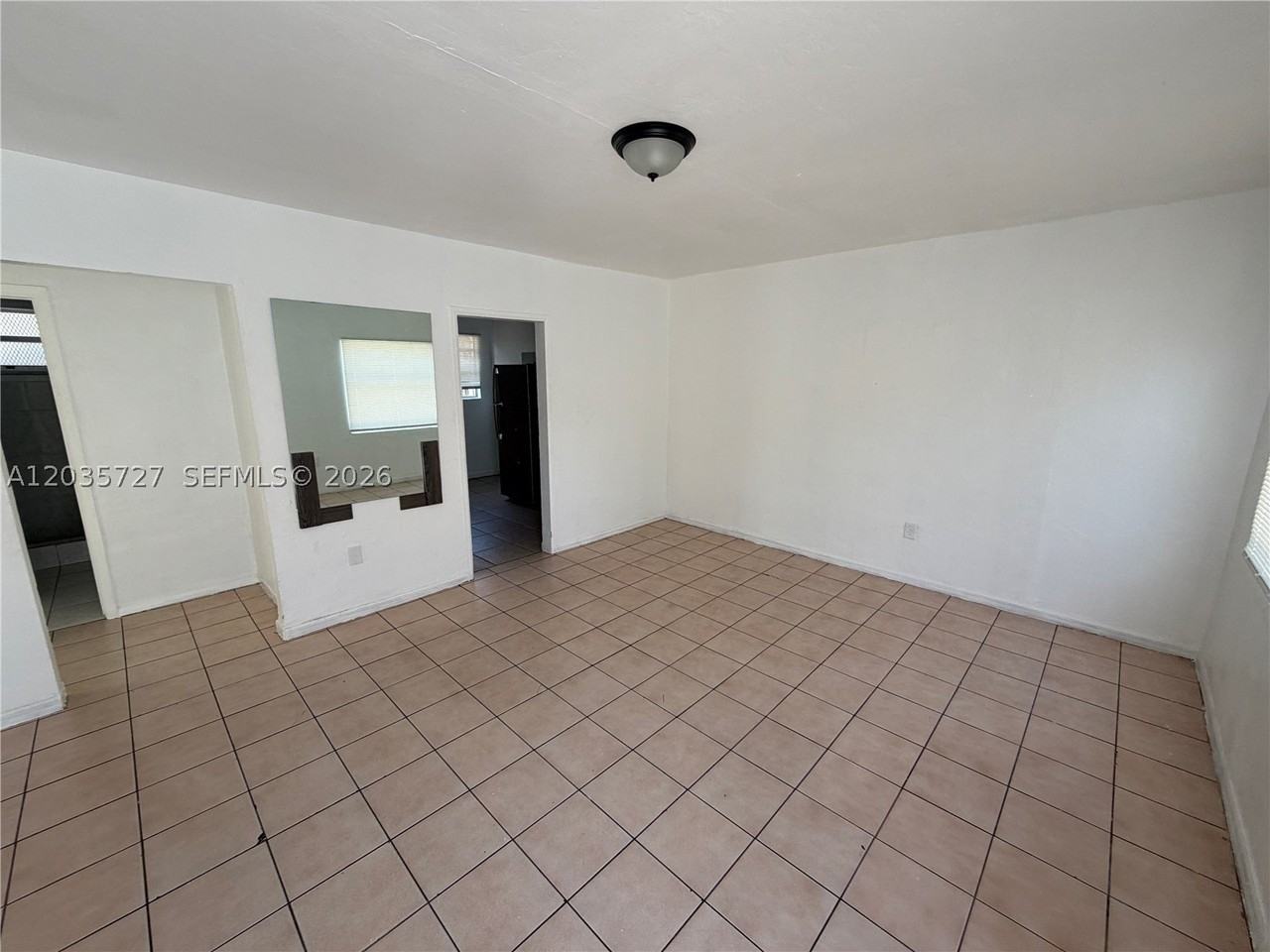 6345 N Miami Ave - Photo 4 of 16