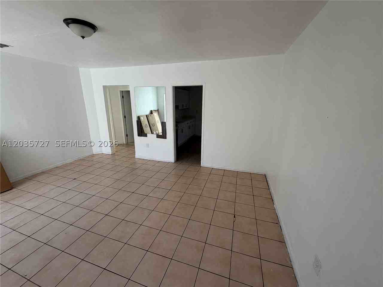 6345 N Miami Ave - Photo 5 of 16