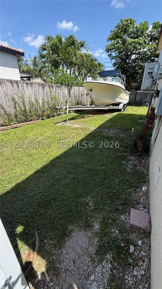 8281 Sw 28th St #A - Photo 7 of 14