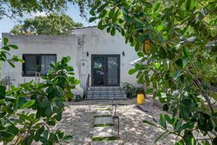 8280 Ne 1st Pl - Photo 1 of 1