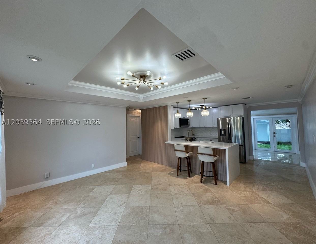 2181 Sw 50th Ave - Photo 2 of 22