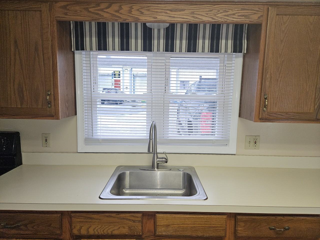 208 E Main St #1 - Photo 7 of 30