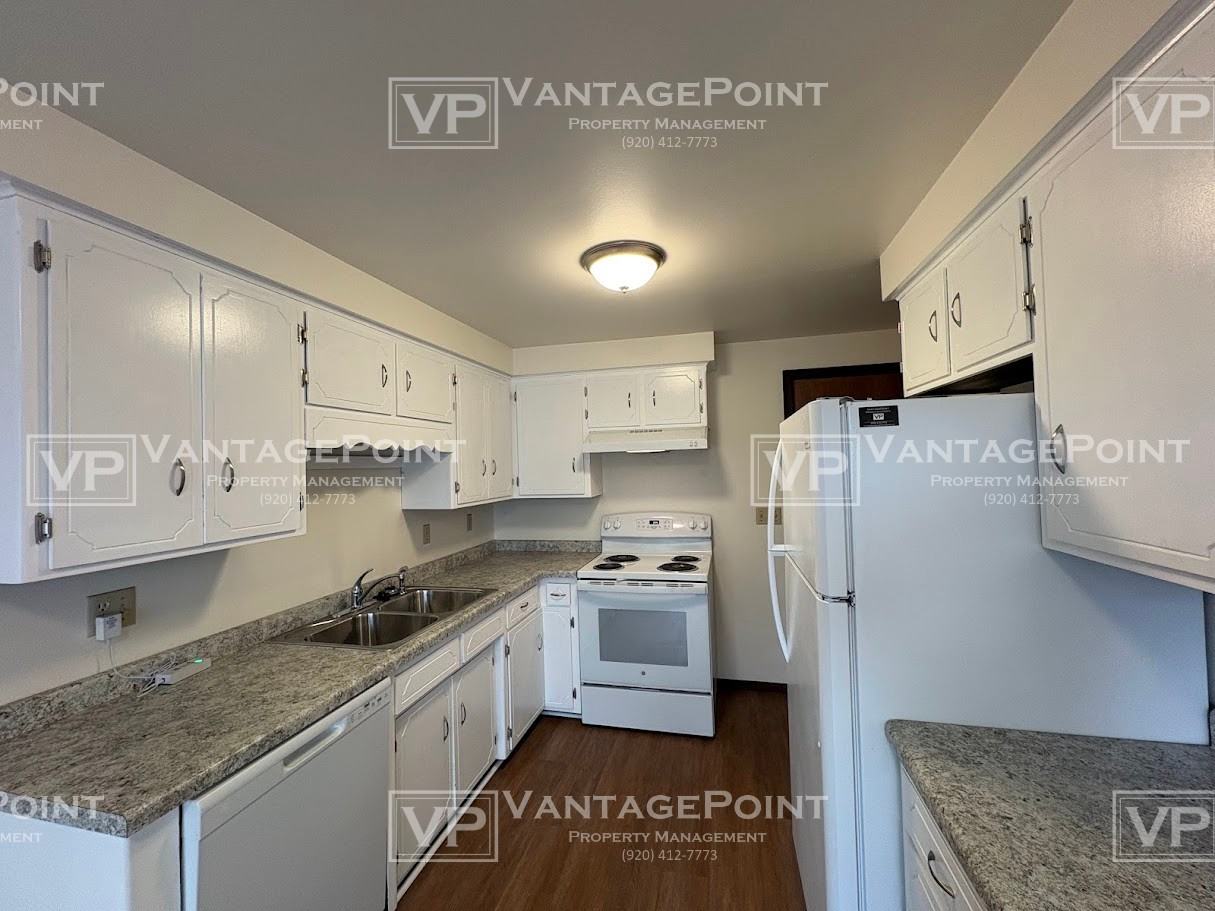 2571 Trojan Dr #1 - Photo 2 of 17