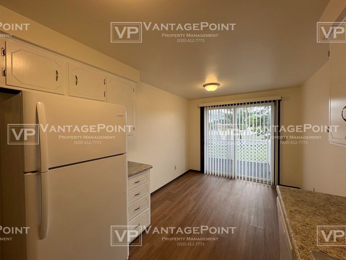 2571 Trojan Dr #1 - Photo 4 of 17